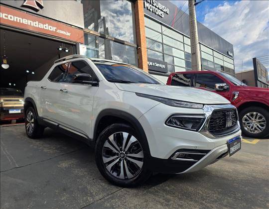 FIAT TORO 2.0 16V TURBO DIESEL VOLCANO 4WD AT9